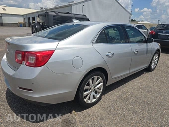 2016 Chevrolet Malibu Limited LTZ 1LZ - miniatura 4