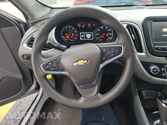 2016 Chevrolet Malibu LS 1FL – miniatura 16