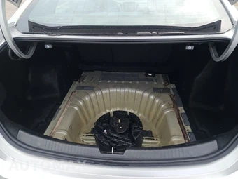 2016 Chevrolet Malibu LS 1FL – miniatura 23