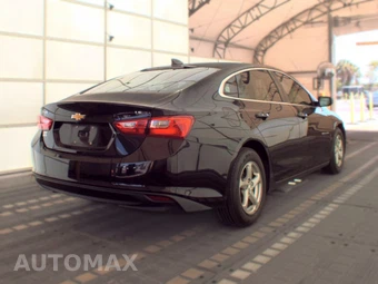 2016 Chevrolet Malibu LS 1LS – miniatura 4