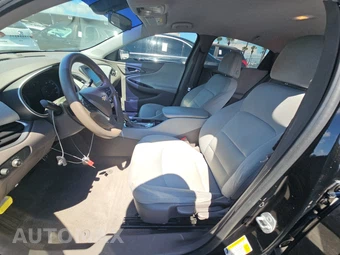 2016 Chevrolet Malibu LS 1LS – miniatura 13