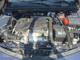 2016 Chevrolet Malibu LS 1LS – miniatura 15
