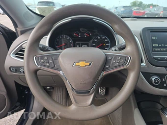 2016 Chevrolet Malibu LS 1LS – miniatura 10