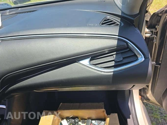 2016 Chevrolet Malibu LT 1LT – miniatura 16