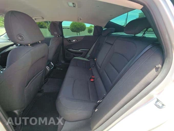 2016 Chevrolet Malibu LT 1LT – miniatura 10