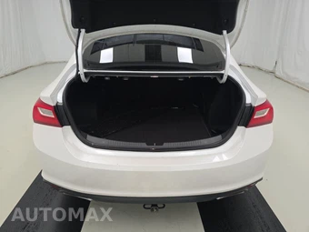 2016 Chevrolet Malibu Premier 2LZ - miniatura 16