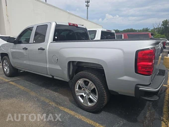 2016 Chevrolet Silverado 1500 Custom Extended Cab Medium Bed 1CX – miniatura 2