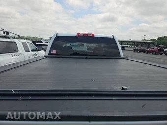 2016 Chevrolet Silverado 1500 LT Crew Cab Medium Bed 1LT – miniatura 16