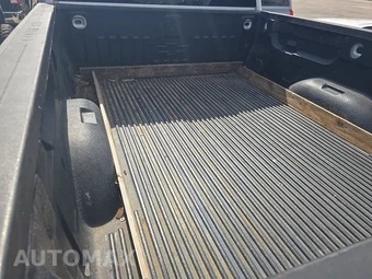2016 Chevrolet Silverado 1500 LT Crew Cab Medium Bed 1LT – miniatura 16