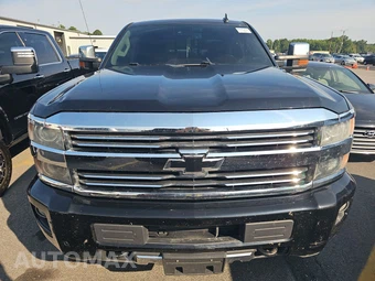 2016 Chevrolet Silverado 2500HD High Country Crew Cab Medium Bed 3LZ - miniatura 2