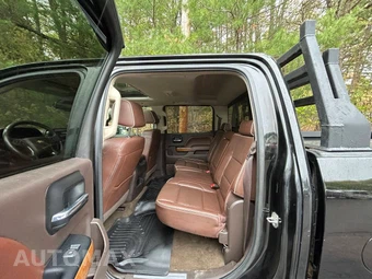 2016 Chevrolet Silverado 2500HD High Country Crew Cab Medium Bed 3LZ - miniatura 11