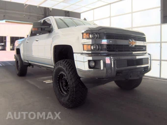 2016 Chevrolet Silverado 2500HD LT Crew Cab Medium Bed 1LT – miniatura 3