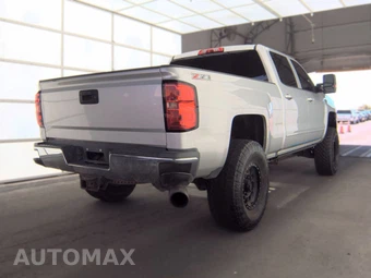 2016 Chevrolet Silverado 2500HD LT Crew Cab Medium Bed 1LT – miniatura 4