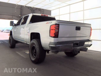 2016 Chevrolet Silverado 2500HD LT Crew Cab Medium Bed 1LT – miniatura 6