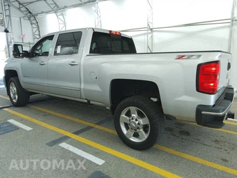 2016 Chevrolet Silverado 2500HD LTZ Crew Cab Medium Bed 1LZ - miniatura 6