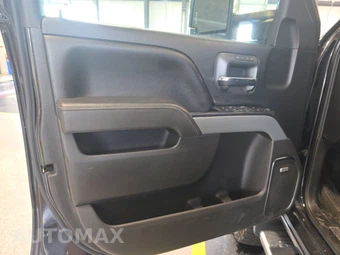 2016 Chevrolet Silverado 2500HD LTZ Crew Cab Medium Bed 1LZ – miniatura 9