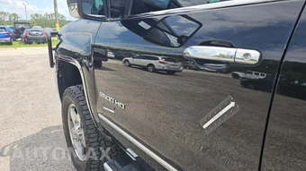 2016 Chevrolet Silverado 2500HD LTZ Crew Cab Medium Bed 1LZ - miniatura 19