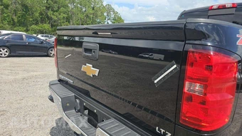 2016 Chevrolet Silverado 2500HD LTZ Crew Cab Medium Bed 1LZ - miniatura 42