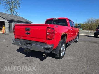 2016 Chevrolet Silverado 2500HD LTZ Crew Cab Medium Bed 1LZ - miniatura 3