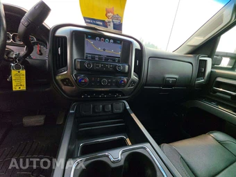 2016 Chevrolet Silverado 2500HD LTZ Crew Cab Medium Bed 1LZ - miniatura 10