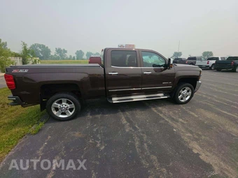 2016 Chevrolet Silverado 2500HD LTZ Crew Cab Medium Bed 1LZ - miniatura 4