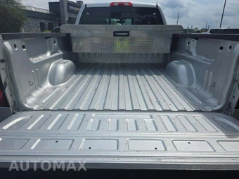 2016 Chevrolet Silverado 2500HD LTZ Crew Cab Medium Bed 1LZ - miniatura 21