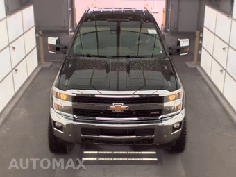2016 Chevrolet Silverado 2500HD LTZ Crew Cab Medium Bed 1LZ - miniatura 2