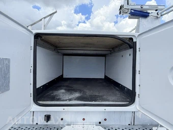 2016 Chevrolet Silverado 2500HD WT Regular Cab Long Bed 1WT - miniatura 11