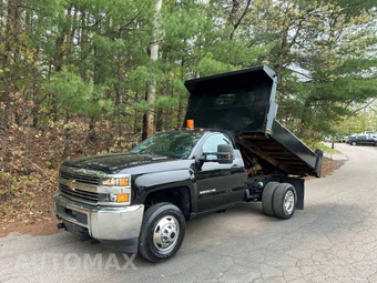 2016 Chevrolet Silverado 3500HD Cab Chassis WT Regular Cab 1WT DRW - miniatura 2