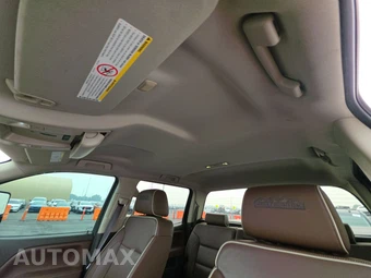 2016 Chevrolet Silverado 3500HD High Country Crew Cab Medium Bed 3LZ - miniatura 21