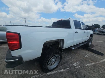 2016 Chevrolet Silverado 3500HD WT Crew Cab Medium Bed 1WT – miniatura 4