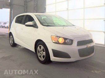 2016 Chevrolet Sonic LS Hatchback 1SB – miniatura 3