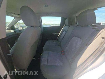2016 Chevrolet Sonic LS Hatchback 1SB – miniatura 13