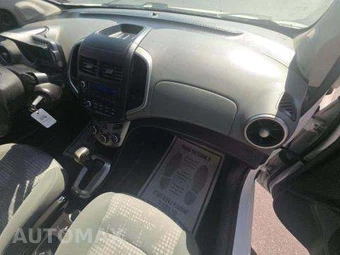 2016 Chevrolet Sonic LS Hatchback 1SB – miniatura 19