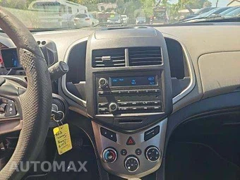 2016 Chevrolet Sonic LS Hatchback 1SB - miniatura 11