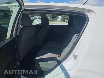 2016 Chevrolet Sonic LS Hatchback 1SB - miniatura 14