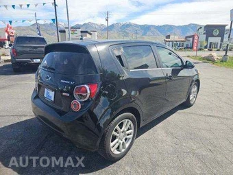 2016 Chevrolet Sonic LT Hatchback 1SC – miniatura 3