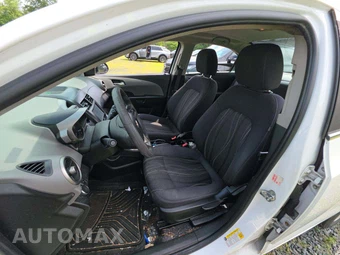 2016 Chevrolet Sonic LT Sedan 1SD – miniatura 6