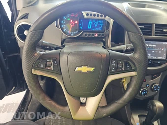 2016 Chevrolet Sonic LT Sedan 1SD – miniatura 10