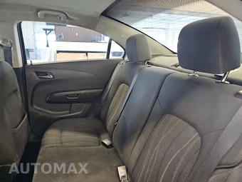 2016 Chevrolet Sonic LT Sedan 1SD – miniatura 13