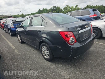 2016 Chevrolet Sonic LT Sedan 1SD – miniatura 6