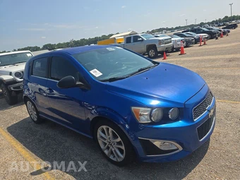 2016 Chevrolet Sonic RS Hatchback 1SH – miniatura 3