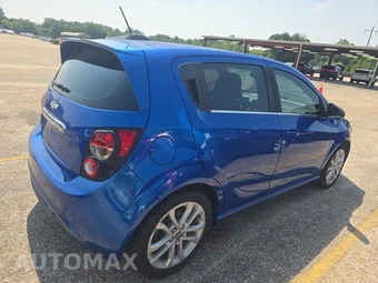 2016 Chevrolet Sonic RS Hatchback 1SH – miniatura 4