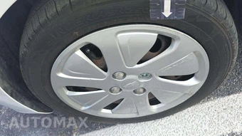 2016 Chevrolet Spark LS 1SA – miniatura 35