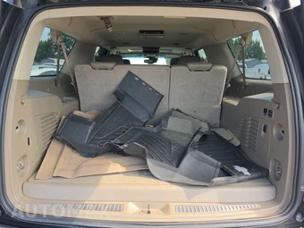 2016 Chevrolet Suburban 1500 LTZ 1LZ - miniatura 17