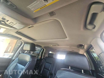 2016 Chevrolet Tahoe LT 1LT – miniatura 10