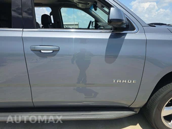 2016 Chevrolet Tahoe LT 1LT – miniatura 23