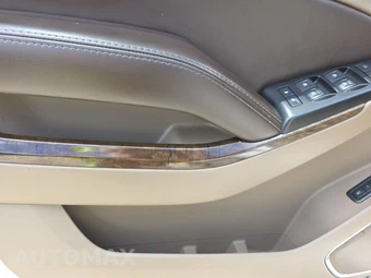 2016 Chevrolet Tahoe LT 1LT – miniatura 9