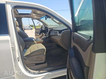 2016 Chevrolet Tahoe LTZ 1LZ - miniatura 16