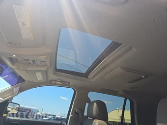 2016 Chevrolet Tahoe LTZ 1LZ - miniatura 19